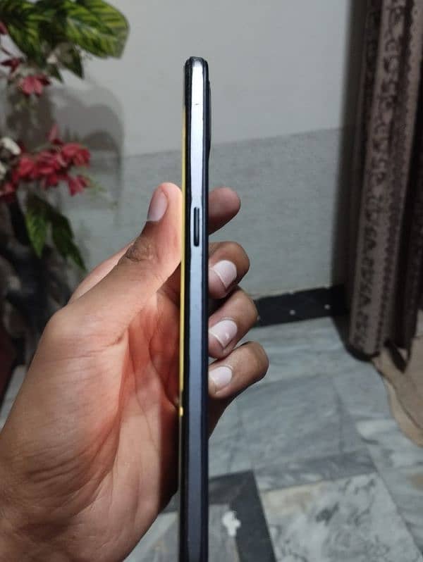 oppo f17 4