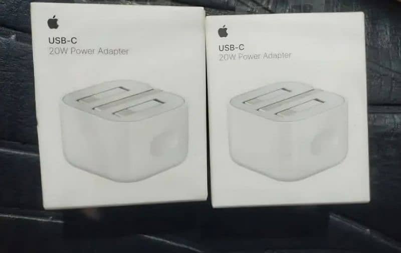 Apple Iphone 15 pro max Type C 3 pin adapters 0