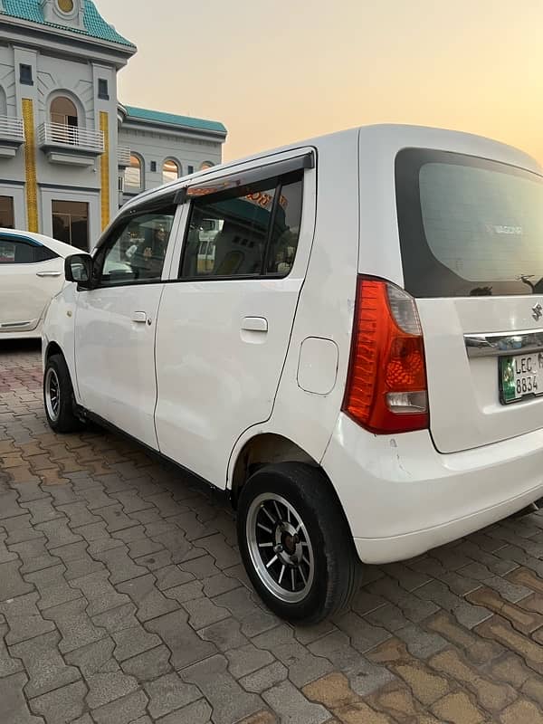 Suzuki Wagon R 2019 5