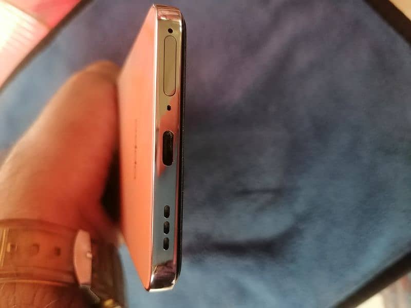 oppo reno 12F 3