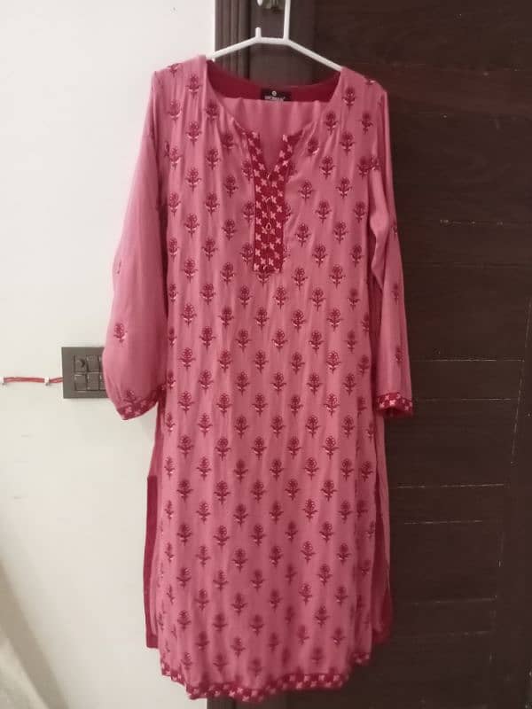 branded preloved dresses 3