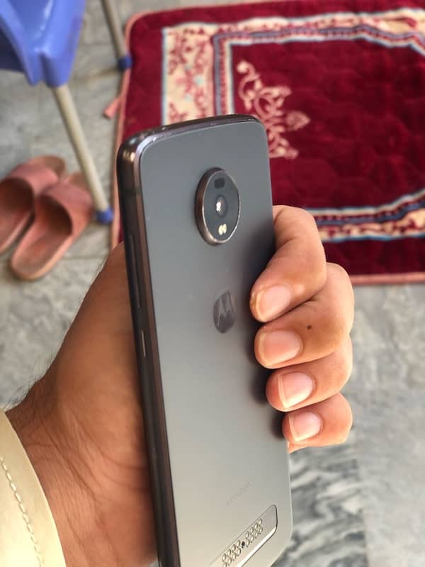 moto Z4 4/128 non pta best for gaming 9