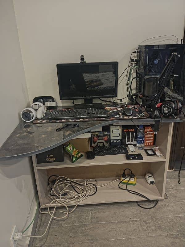 L Shape Computer table for gaming and study 2