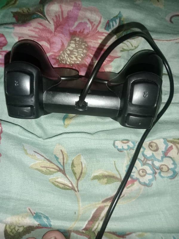 U. com gamepad in new condition 2