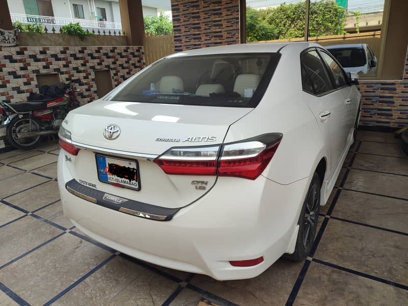 Toyota Altis Grande 2019 Islamabad White, 1.8 0