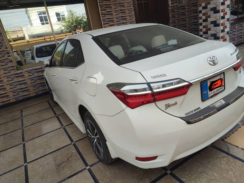 Toyota Altis Grande 2019 Islamabad White, 1.8 1