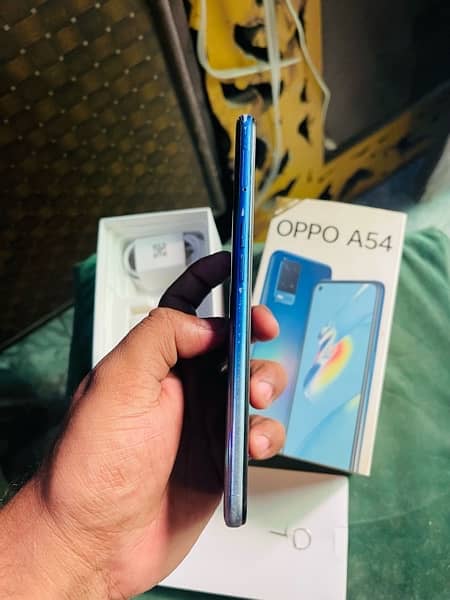 Oppo A54 (4gb/128gb)urgent Sale. 0/3/0/6/4/3/9/8/4/3/0 10