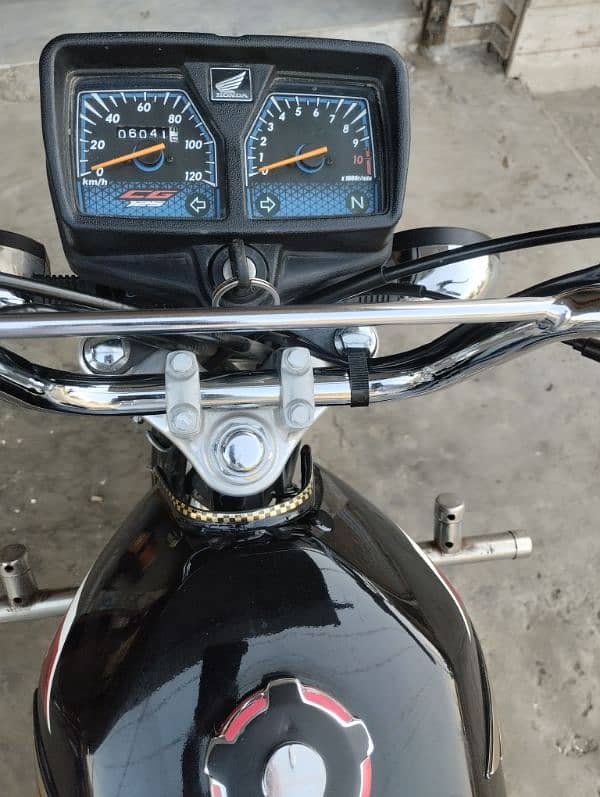 honda 125 bic for sale 24 modal 03451400338 03464952094 11