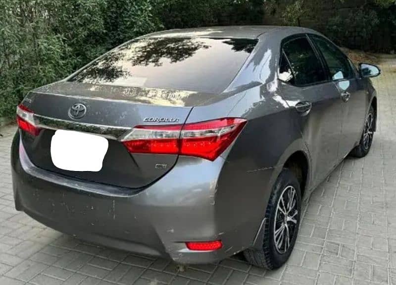 Toyota Corolla GLI 2016 family Used Lahore Registered 4