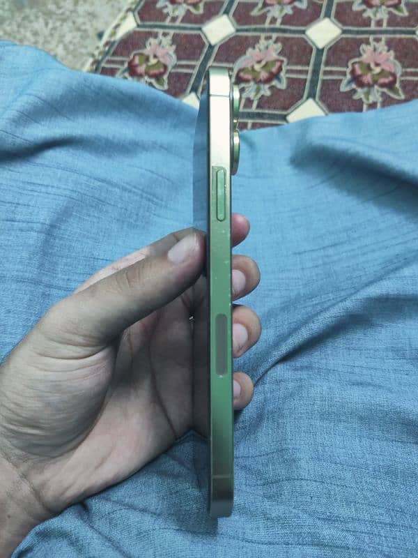 Iphone 13 pro max Gold 128gb Non pta 4