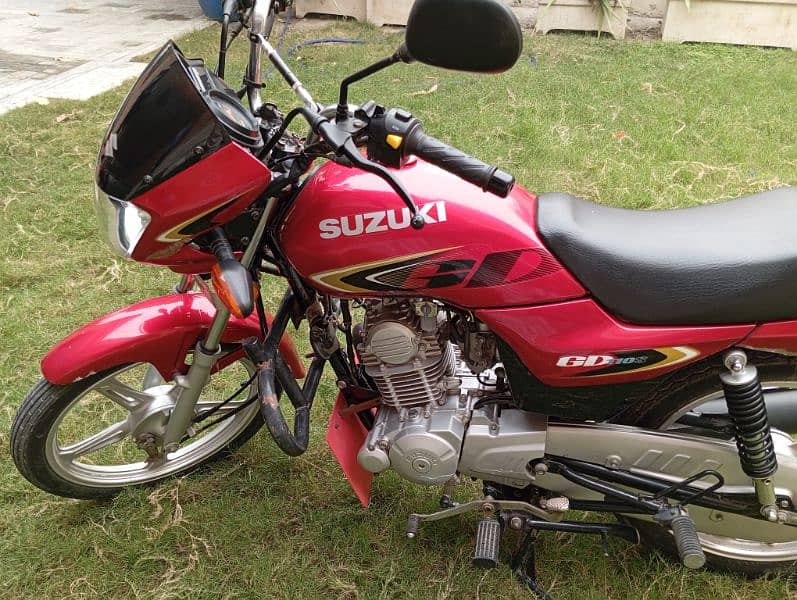 Suzuki 110S bike for sale just like new 11