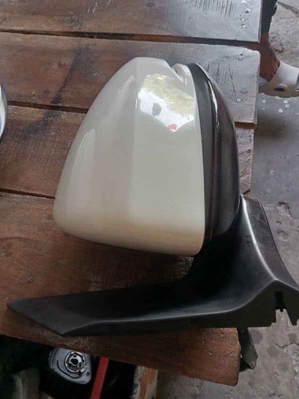 Honda city 2024 side mirrors available 0