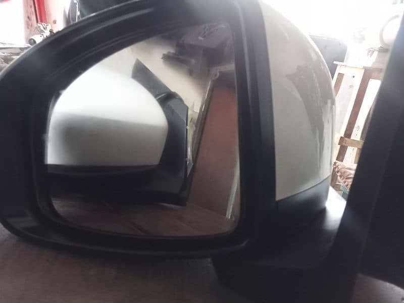 Honda city 2024 side mirrors available 2