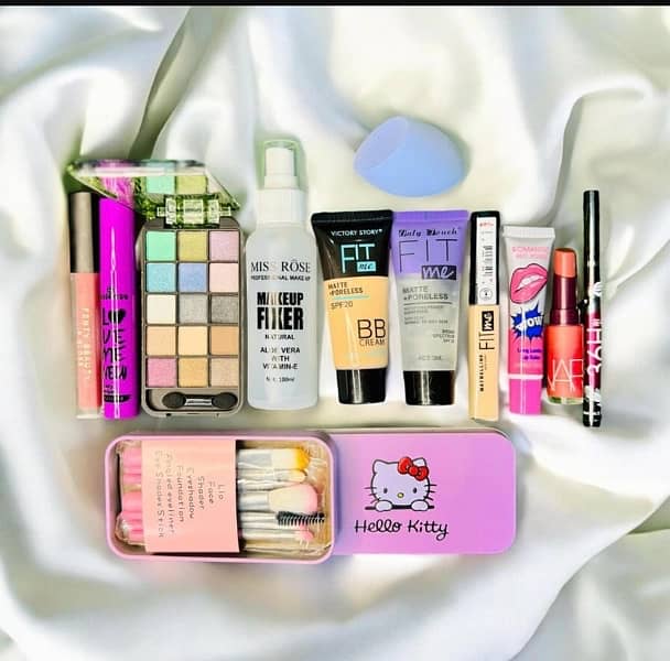 12 in 1 makeup deal Valueable Bundle 0