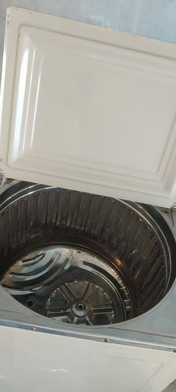 Venus washing machine,Good condition 2