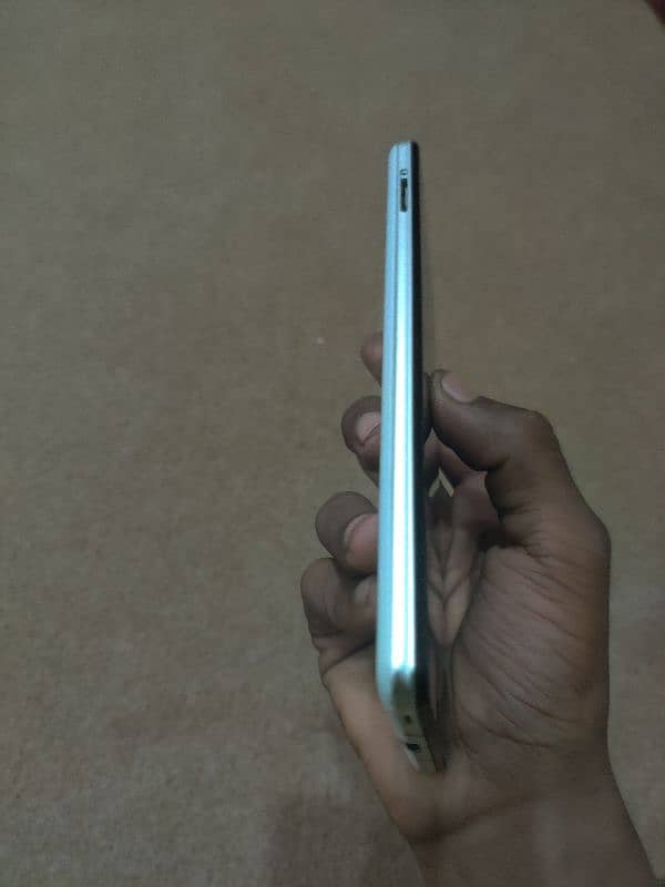 Aquos r5g 12gb 256gb non pta 3