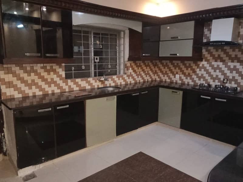 KANAL UPPER PORTION 2 BED, TVL, KITCHEN, SERVANT 7