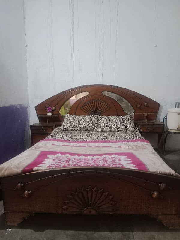 second hand double bed 0