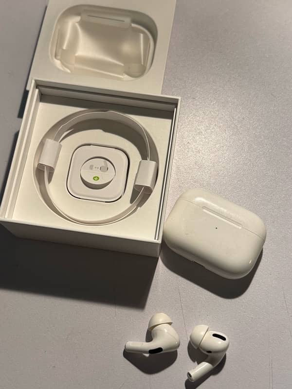 Apple Airpods Pro 6