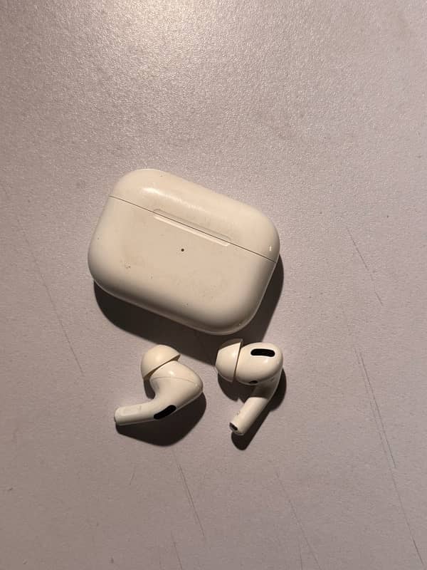 Apple Airpods Pro 7