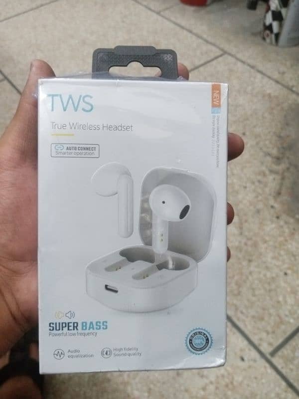 TWS airbuds premium quality bass boosted 0