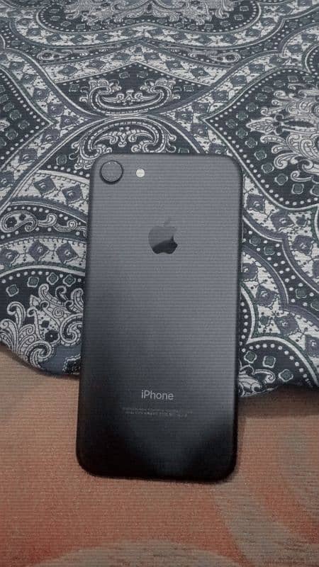 Iphone 7 NON PTA (3, 32) 0