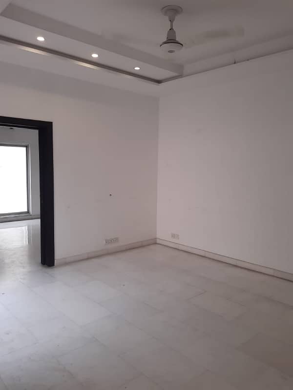 07 Marla Luxury Beautiful House Available For rent in DHA Phase 3, Lahore 3