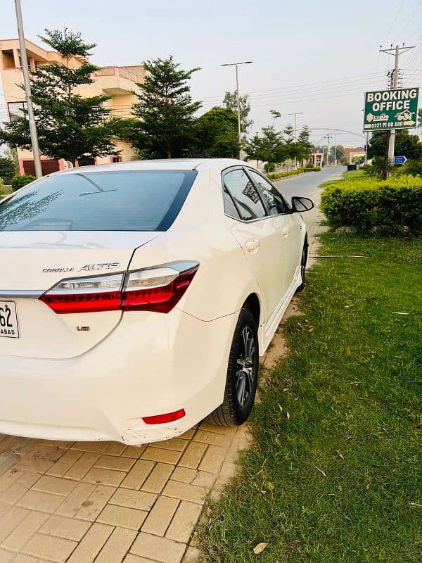 Toyota Corolla Altis 2018 1