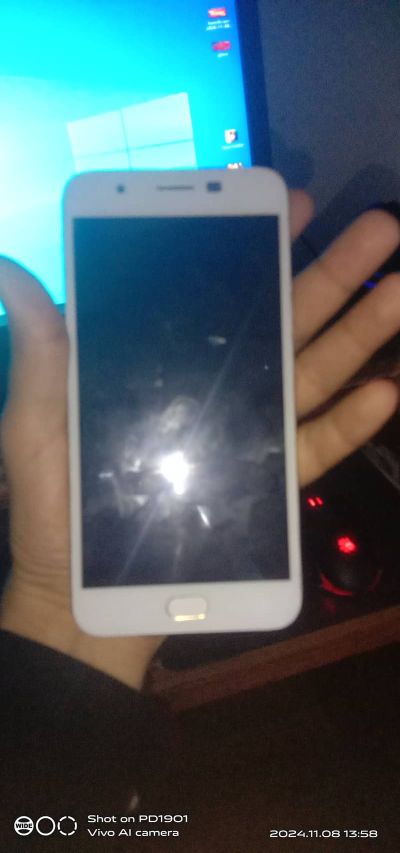 oppo F1s 3