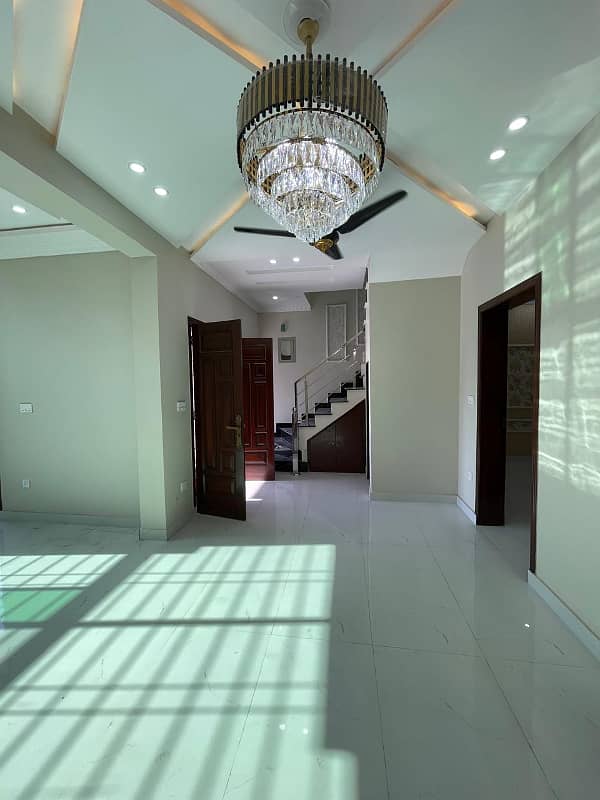 5 MARLA NEAR TO PARK HOUSE AVAILABLE FOR SALE DREAM GARDENS LAHORE 3