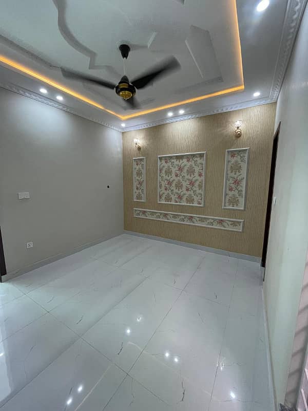 5 MARLA NEAR TO PARK HOUSE AVAILABLE FOR SALE DREAM GARDENS LAHORE 5