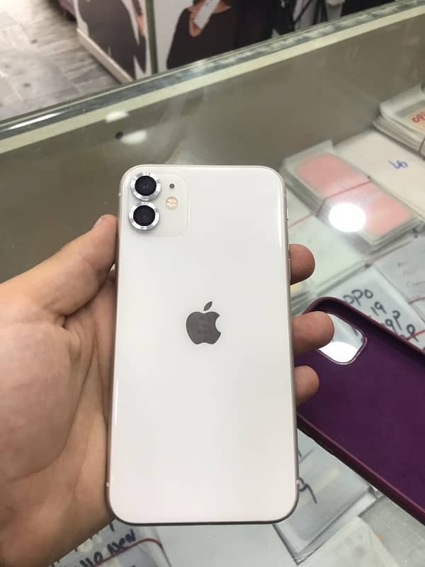 iPhone 11 256gbs white colour non pta battery change 1