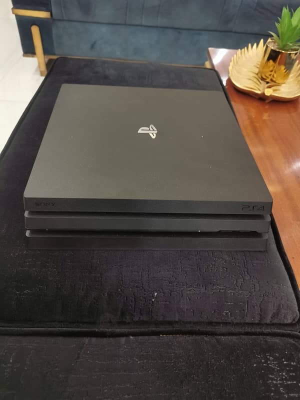 PS4 pro 8