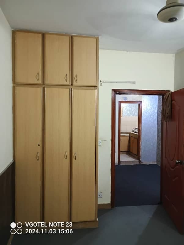 Affordable Flat Of 800 Square Feet Is Available For rent 7