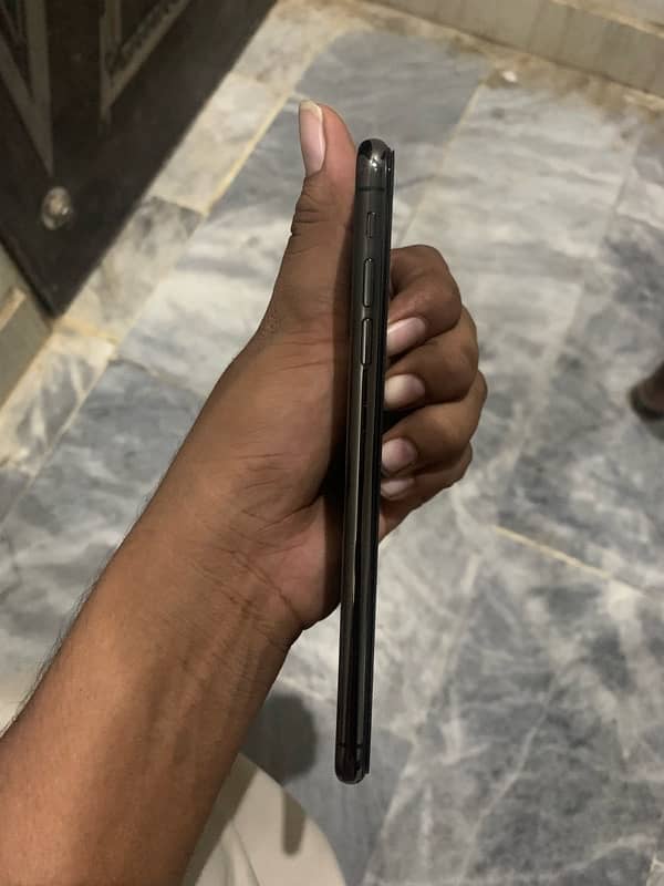 iPhone XS maxx 64gb Nonpta all ok 2