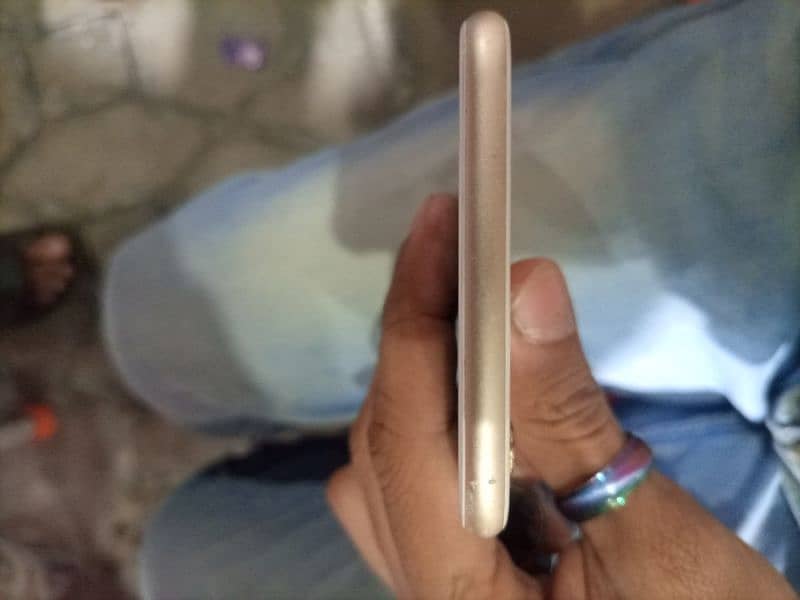 iphone 6+  16GB glass break JV sim Chalti Hai all ok 6