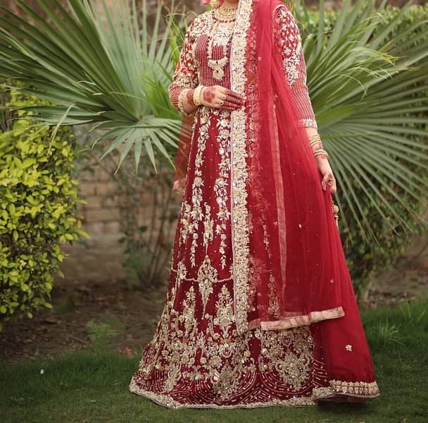 Bridal lehnga 0