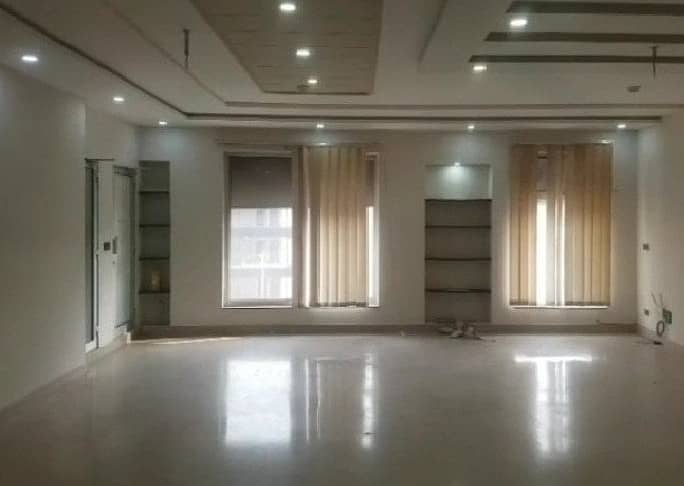 4 Marla 3rd Floor Office With Elevator For Rent In DHA Phase 5,Block CCA, Lahore. 3