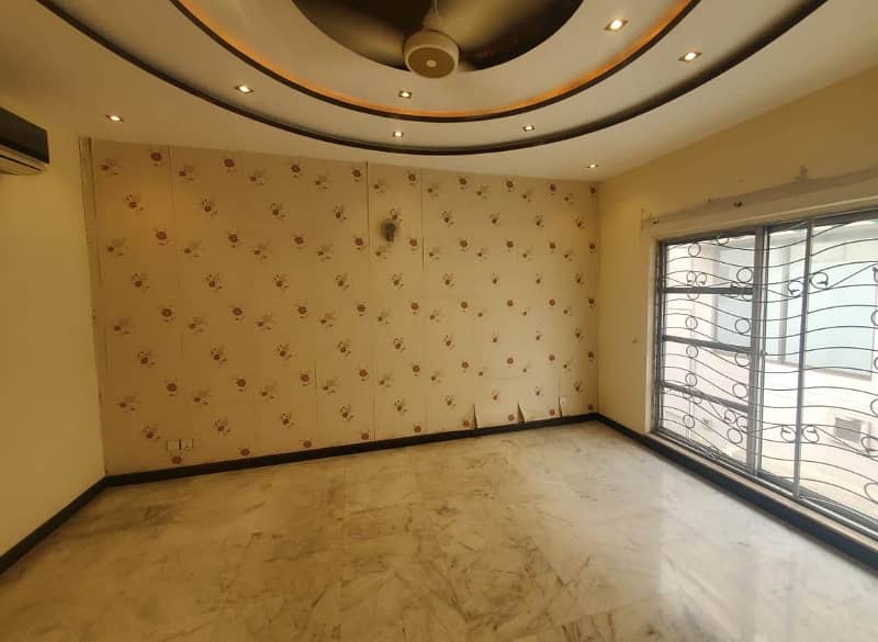 01 Kanal Likely Brand New Luxury Beautiful Upper Portion Available For rent in DHA Phase 5, Lahore 11