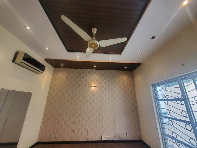 01 Kanal Likely Brand New Luxury Beautiful Upper Portion Available For rent in DHA Phase 5, Lahore 16