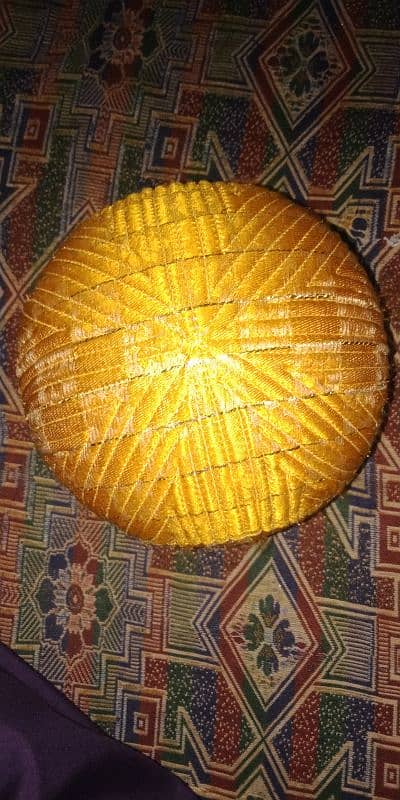 Afgan Traditional Golden Cap with Lungi 2