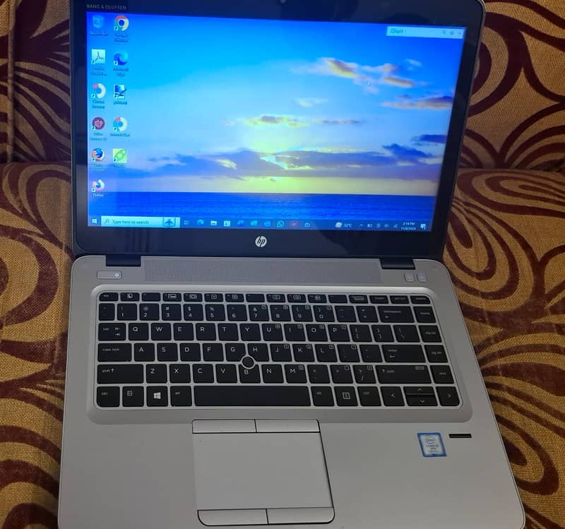 Hp Elite Book 840 G4 1