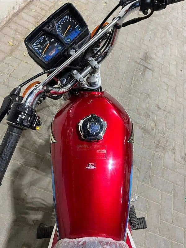 Honda cg 125 2024 zero meter condition first owner karachi number 6