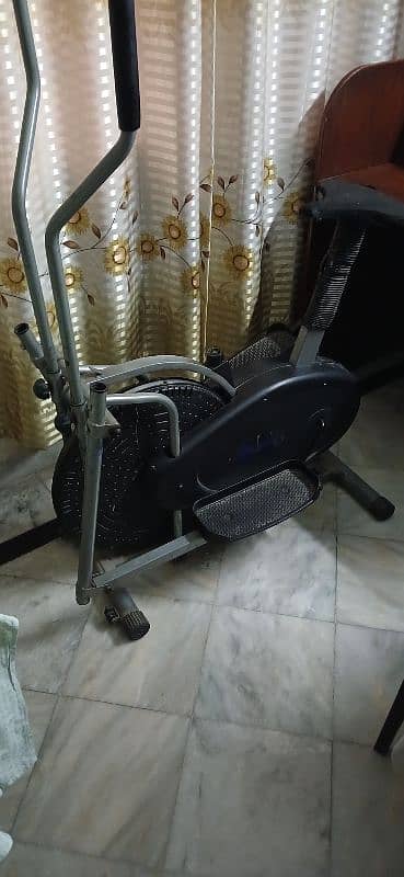 Elliptical cycle exercise machine 0