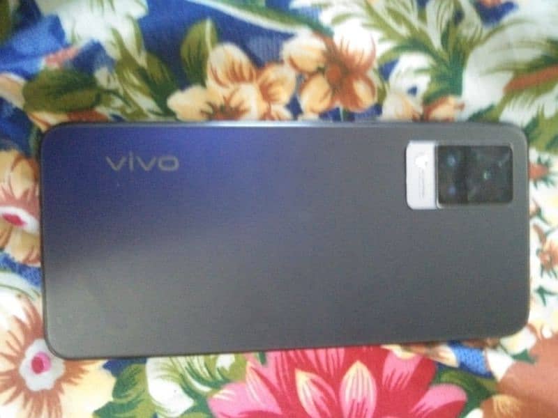 Vivo V21 2