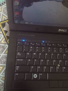 DeLL laptop old model normal version