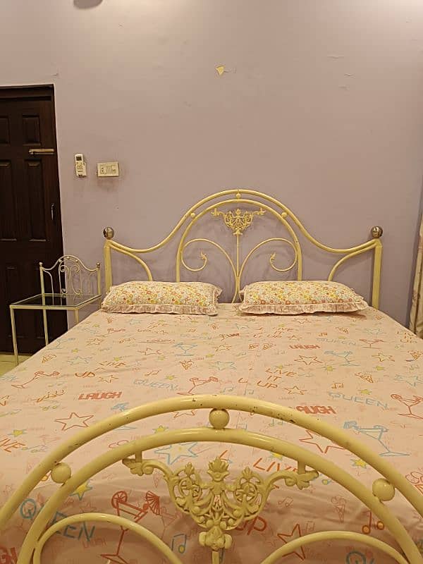 King size solid rod iron bed set with dressing and two seater sofa 3