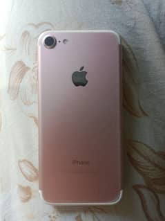 I phone 7 32 gb storage