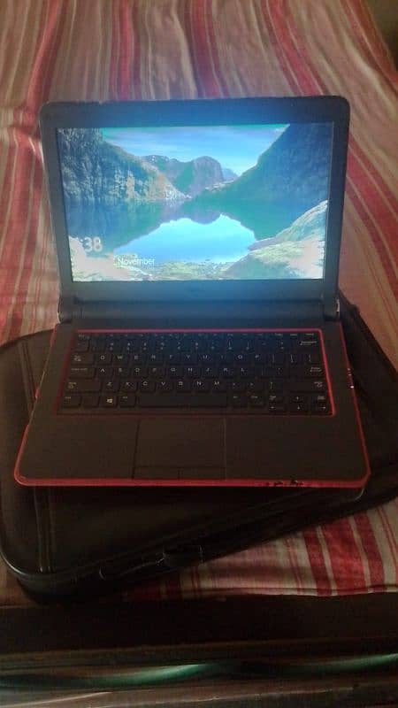 i3. . . . 4th generation Laptop for sale in urgent 0