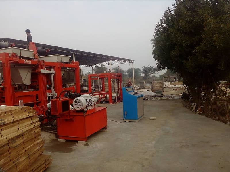 Pakistan Price Concrete Block Making Machine|Tuff Tile Machine 9